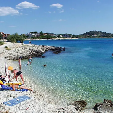 Διαμέρισμα Family Friendly Seaside - 2010 *