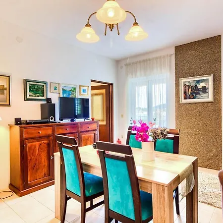 Apartment Family Friendly Seaside - 2010 *