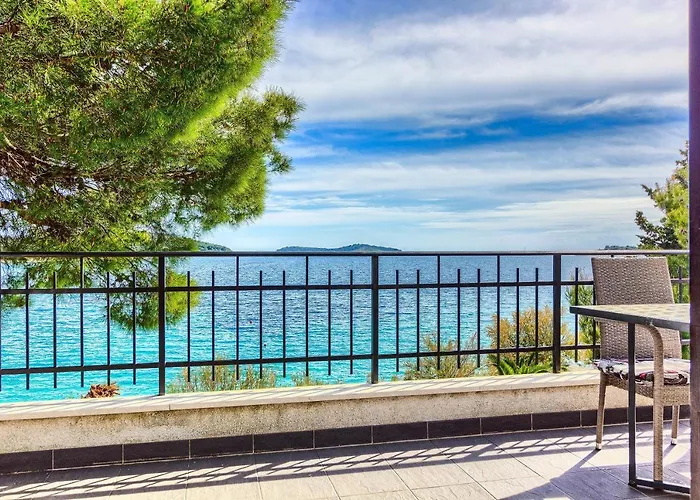 Family Friendly Seaside - 2010